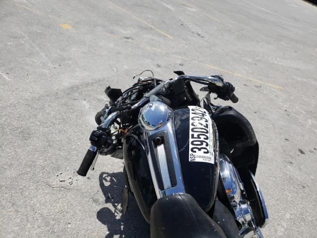 2011 HARLEY-DAVIDSON FLTRU 1HD1KGM12BB628156