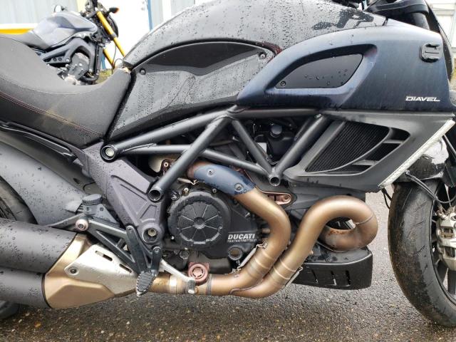 2011 DUCATI DIAVEL ZDM13BLW1BB001371