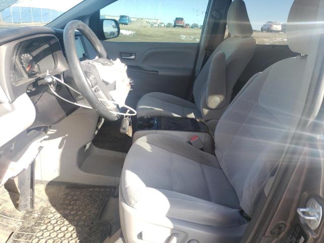 5TDKK3DC6GS711606 Toyota Sienna Le 2016. Фото: 4