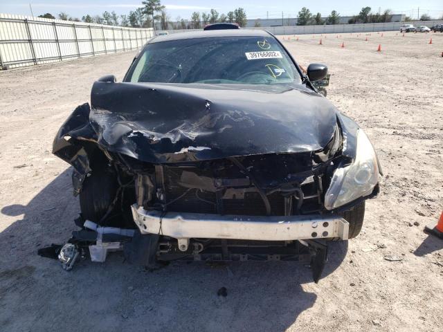 Фото: JN1CV6EK7BM214140 - 9