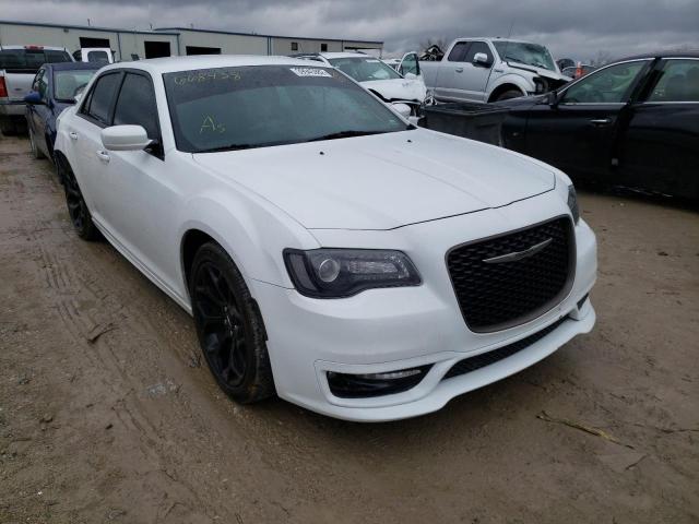 VIN 2C3CCABG3HH668438 2017 CHRYSLER 300 no.1