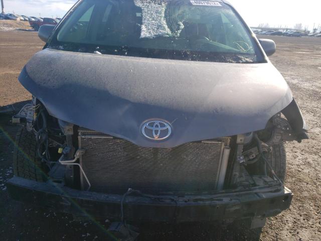 5TDKK3DC6GS711606 Toyota Sienna Le 2016. Фото: 8