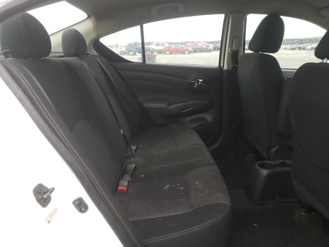 2017 NISSAN VERSA S 3N1CN7AP8HK456094