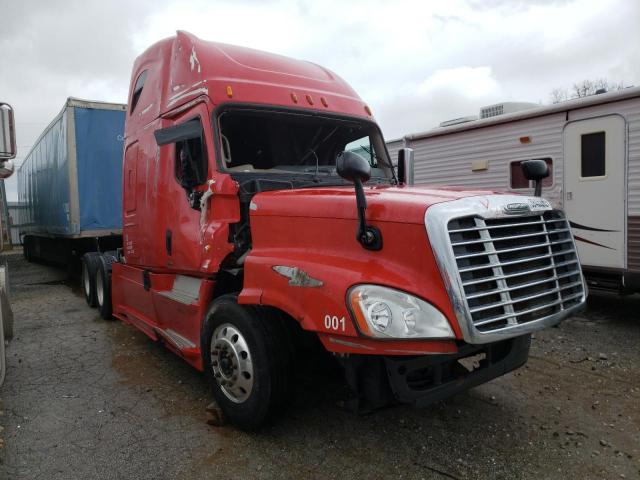 Salvage trucks for sale at Rogersville, MO auction: 2015 Freightliner Cascadia 1