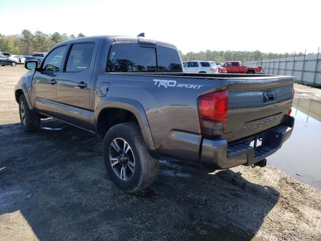 5TFAZ5CN6JX068892 Toyota Tacoma Dou 2018. Фото: 2