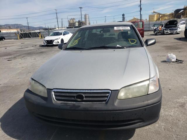 Фото: 4T1BG22KX1U857012 - 9