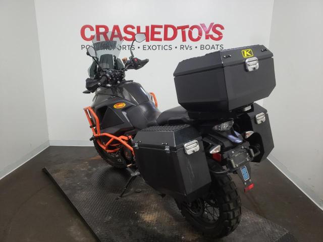 VBKV59408FM925518 Ktm 1290 Super 2015. Фото: 2
