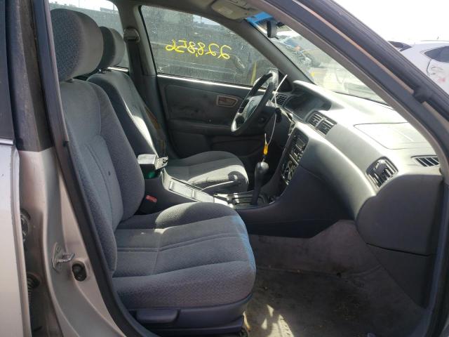 Фото: 4T1BG22KX1U857012 - 5