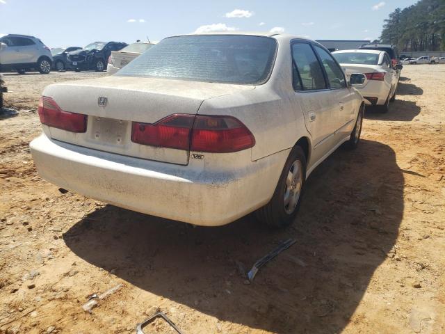 Фото: 1HGCG1656XA020437 - 4