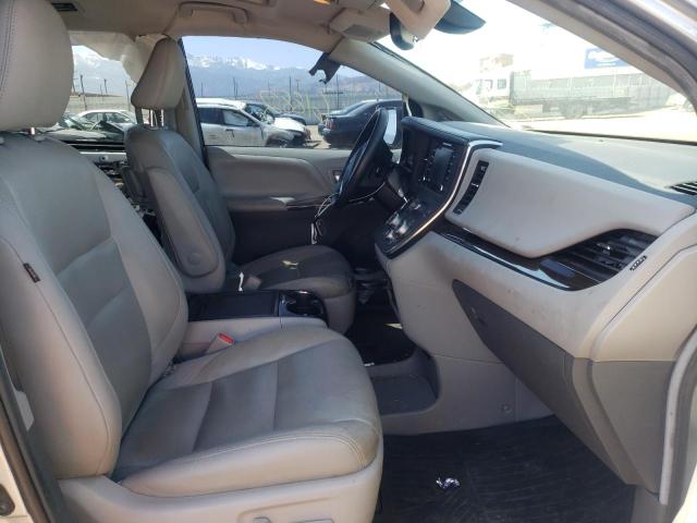5TDDZ3DC1JS198034 Toyota Sienna Xle 2018. Фото: 4