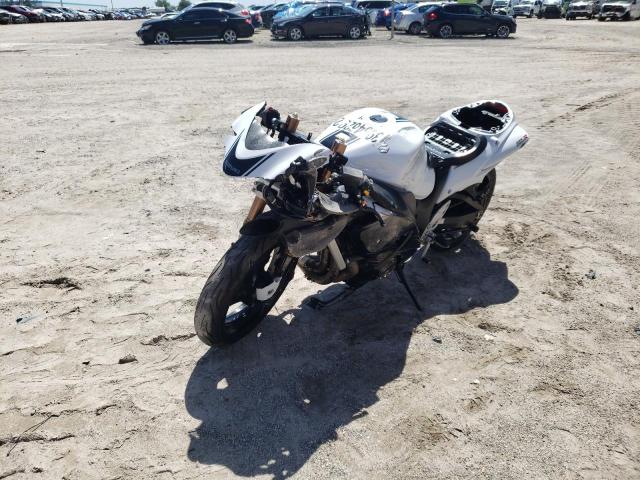 2017 SUZUKI GSX1300 RA JS1GX72B7H2100186