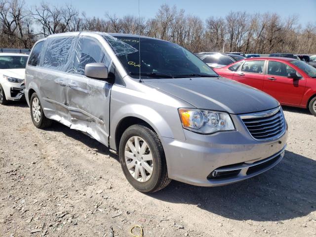 2015 CHRYSLER TOWN & COU 2C4RC1BG2FR645343