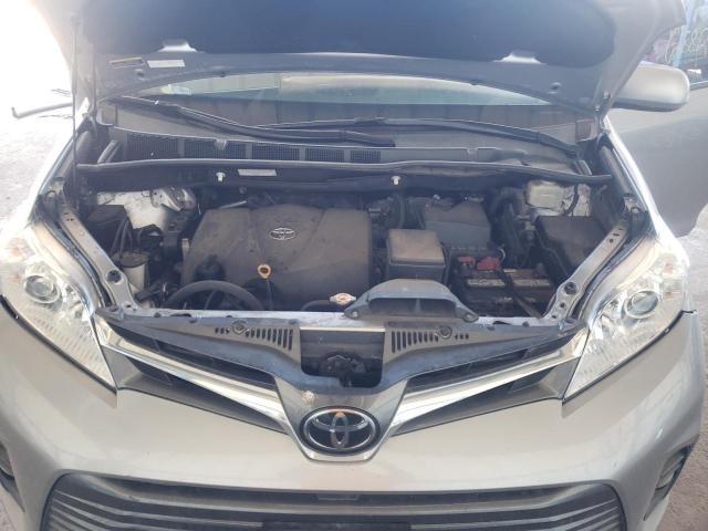5TDDZ3DC1JS198034 Toyota Sienna Xle 2018. Фото: 6