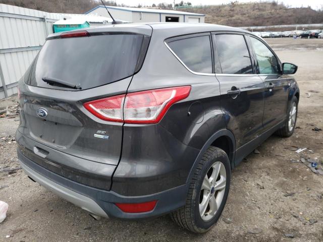 1FMCU9GX4FUB17294 Ford ESCAPE SE