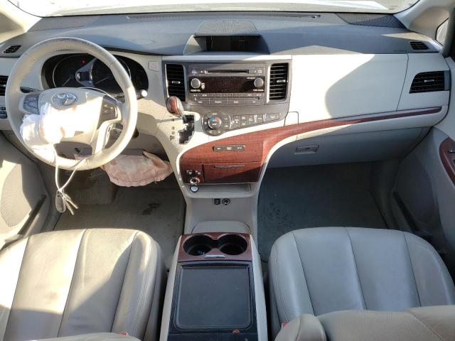 5TDYK3DC7CS239243 Toyota Sienna Xle 2012. Фото: 8