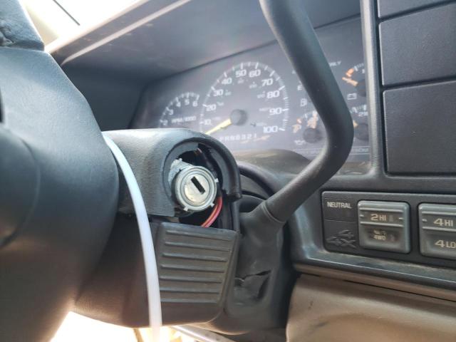 Фото: 1GKEK13R5XJ761115 - 9