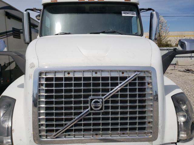 Фото: 4V4NC9GH17N421210 - 7