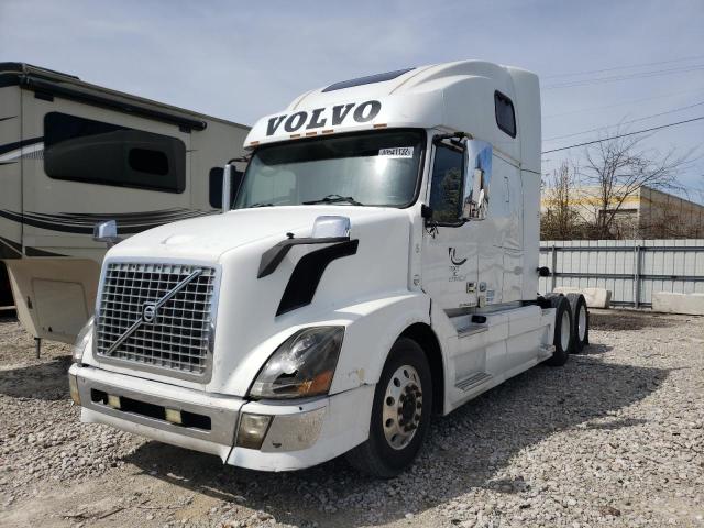 Фото: 4V4NC9GH17N421210 - 2