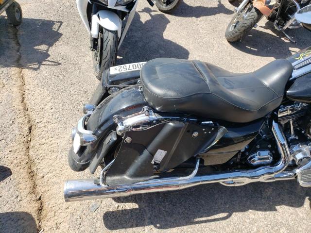 2010 HARLEY-DAVIDSON FLHX 1HD1KB417AB668069