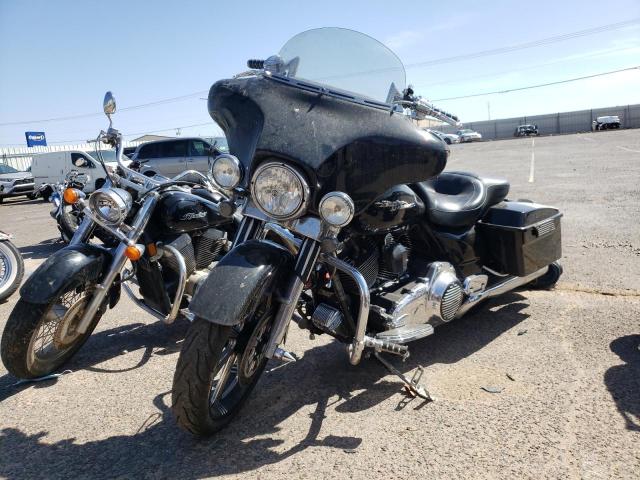 2010 HARLEY-DAVIDSON FLHX 1HD1KB417AB668069