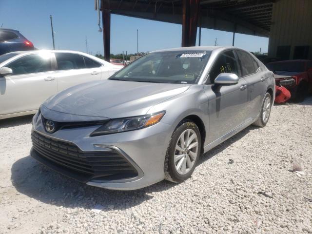 2022 TOYOTA CAMRY LE 4T1C11AK7NU668910