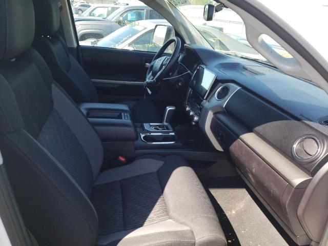 5TFDY5F11GX513105 Toyota Tundra Cre 2016. Фото: 4