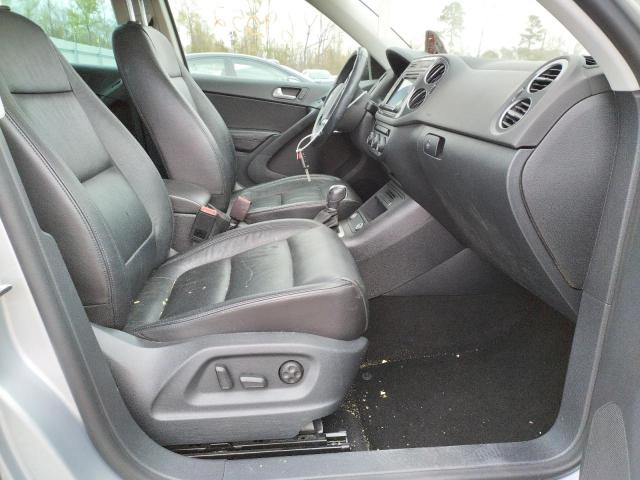 2017 VOLKSWAGEN TIGUAN SPO WVGUV7AX2HK022312