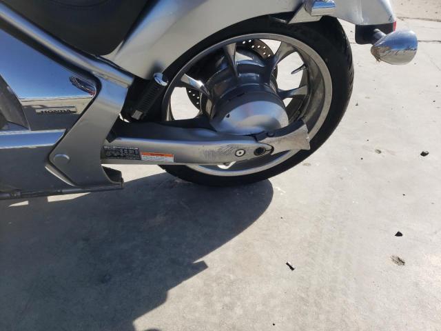 2010 HONDA VT1300 CX JH2SC610XAK002921
