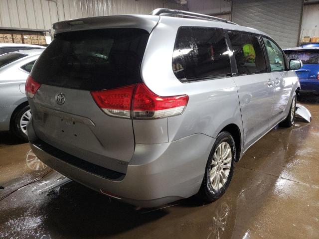5TDYK3DC0CS201546 Toyota Sienna Xle 2012. Фото: 3