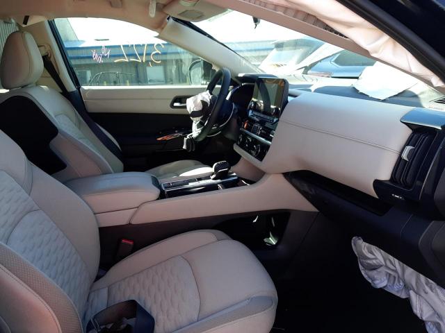 5N1DR3BA5NC231380 Nissan Pathfinder Sv
