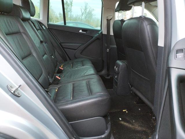 2017 VOLKSWAGEN TIGUAN SPO WVGUV7AX2HK022312
