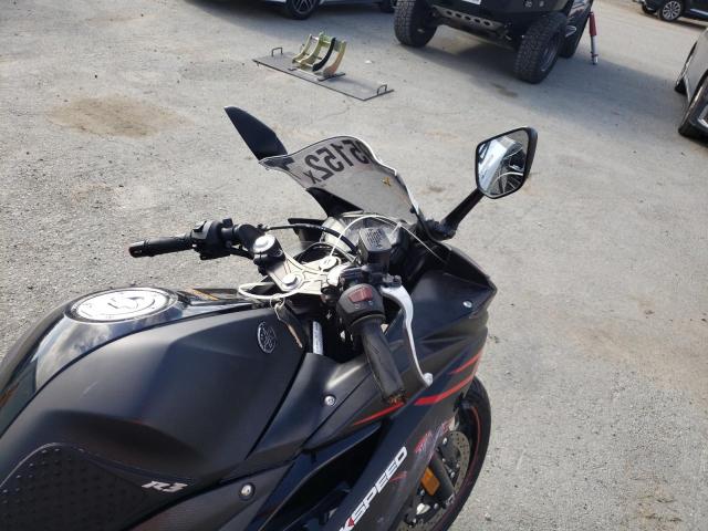 2017 YAMAHA YZFR3 MH3RH06Y9HK017457