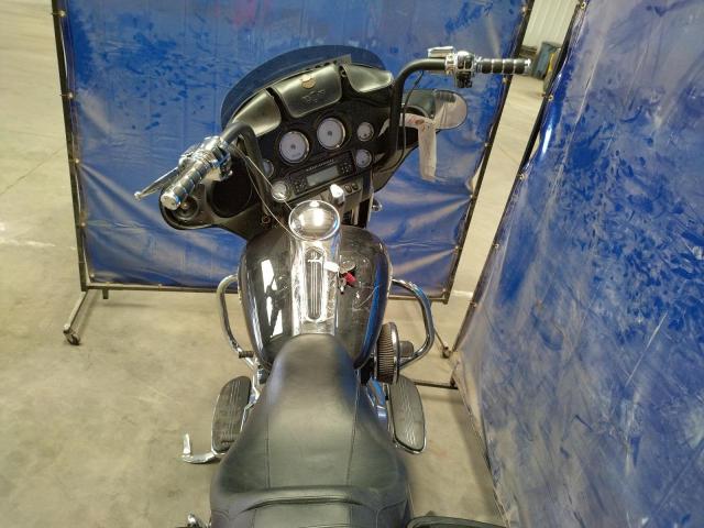 1HD1KBM3XDB695983 Harley-Davidson Flhx Stree 2013. Фото: 4