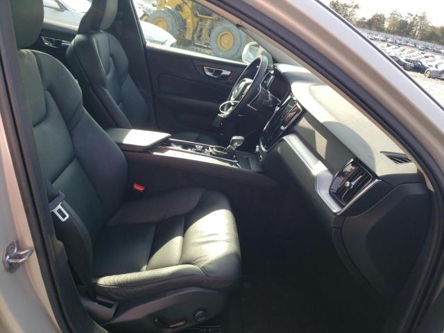 2020 VOLVO V60 T5 MOM YV1102EK7L2351887