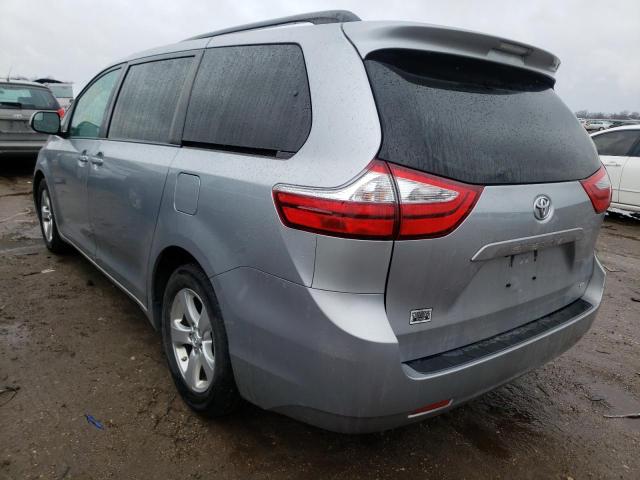 5TDKZ3DC1HS824697 Toyota Sienna Le 2017. Фото: 2