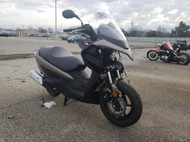Salvage cars for sale from Copart Moraine, OH: 2017 Suzuki UH200
