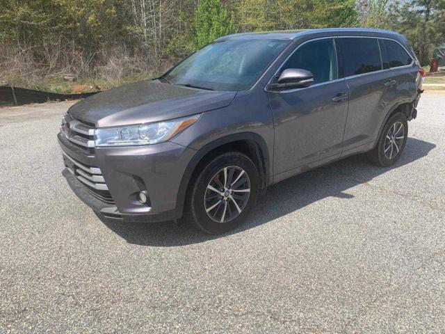 5TDJZRFHXJS544032 Toyota Highlander 2018. Фото: 1