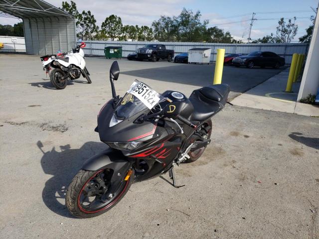2017 YAMAHA YZFR3 MH3RH06Y9HK017457