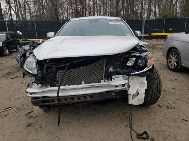 2015 VOLVO XC60 T6 R- YV4902RH4F2618220