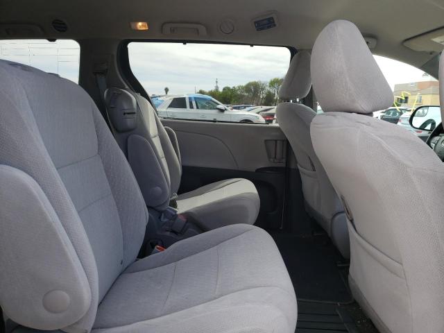 2015 TOYOTA SIENNA LE 5TDKK3DC2FS617513