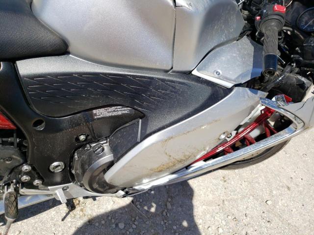 2022 SUZUKI GSX1300 RR JS1EJ11B4N7101642