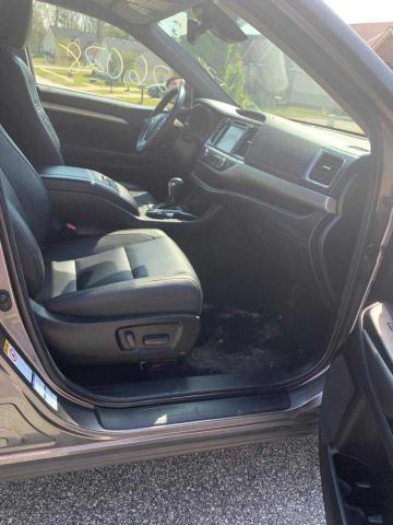 5TDJZRFHXJS544032 Toyota Highlander 2018. Фото: 4