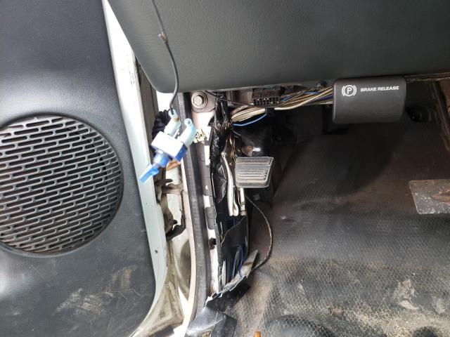 1GCEC14W9YE333426 Chevrolet Silverado 2000. Фото: 8