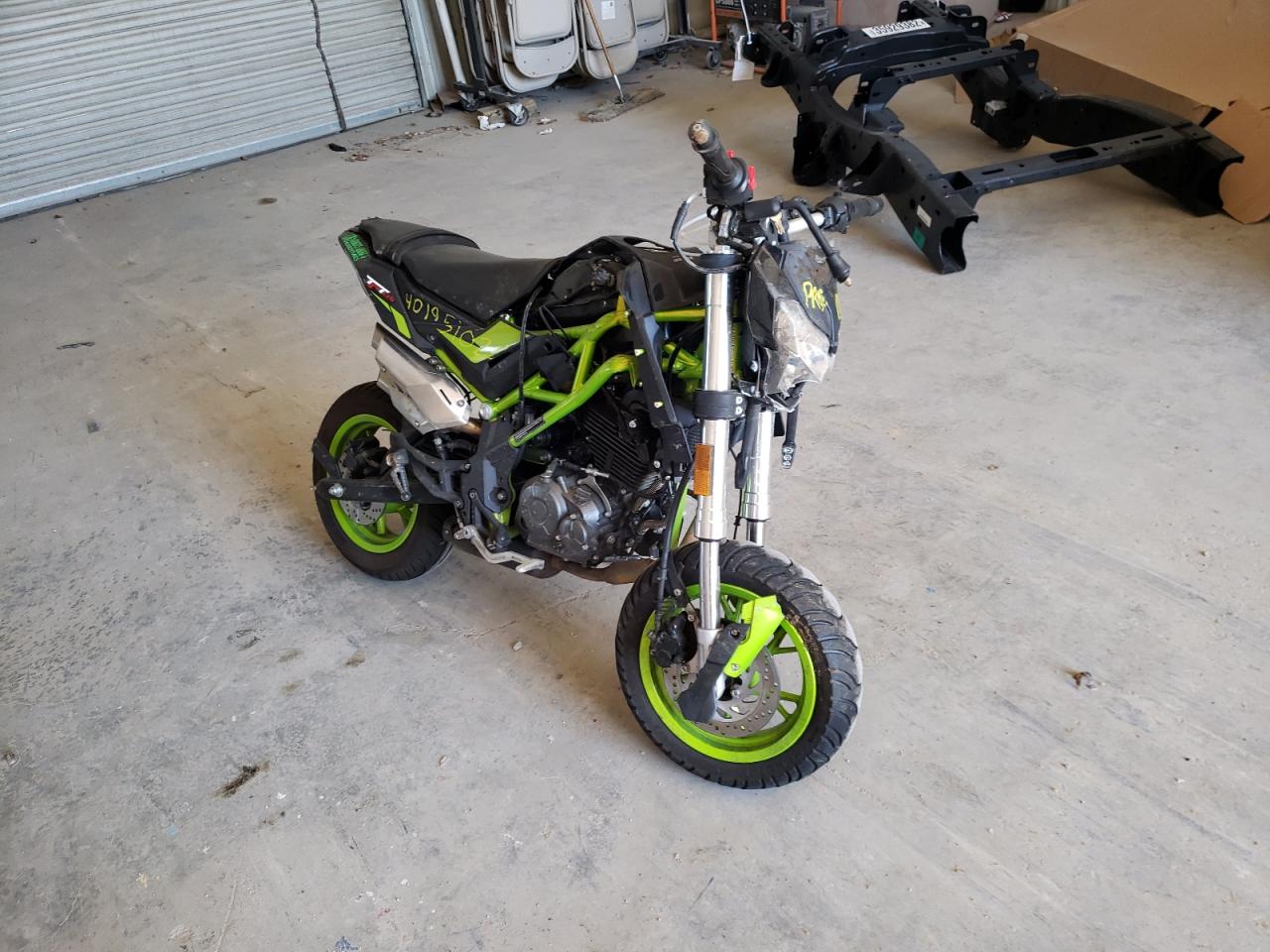 LBBPEA035MBB98646 ZHEJ MOTORCYCLE 2021