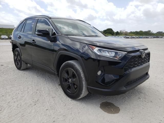 2019 TOYOTA RAV4 XLE JTMW1RFV9KD509482