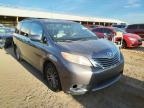 2011 TOYOTA  SIENNA