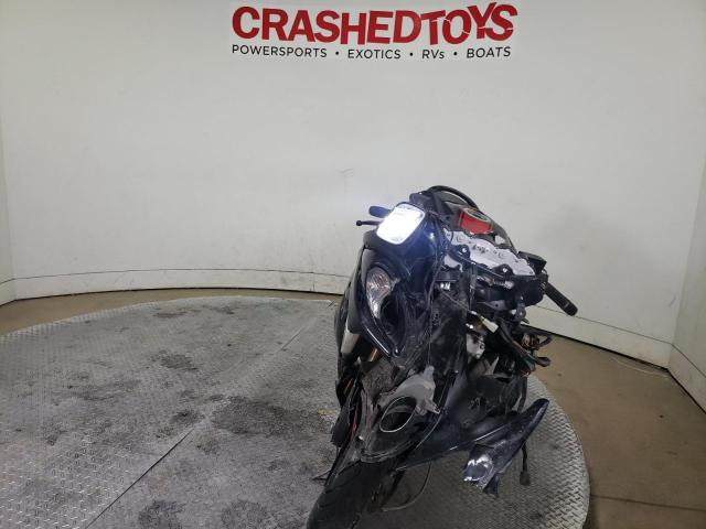 2018 SUZUKI GSX1300 RA JS1GX72B1J2101291
