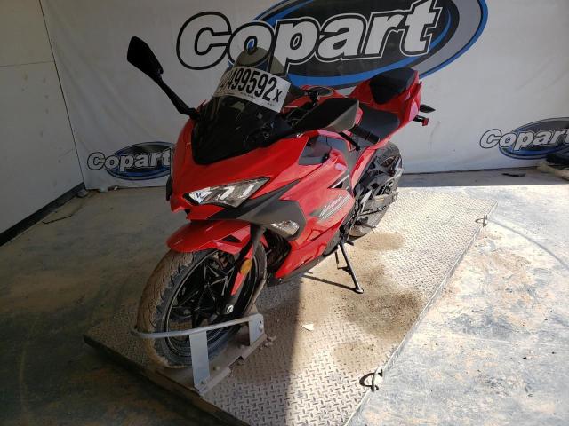 JKAEXKG1XMDAA7153 Kawasaki Ex400 2021. Фото: 1
