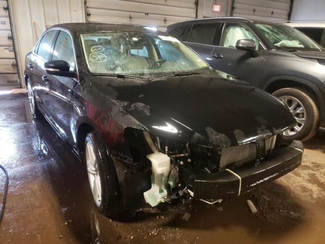 Salvage cars for sale from Copart Cudahy, WI: 2014 Volkswagen Passat SE