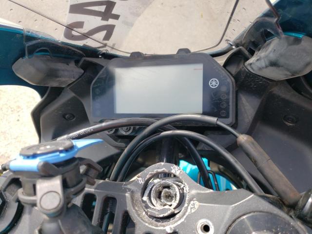 2021 YAMAHA YZFR3 A MH3RH18Y1MK006501